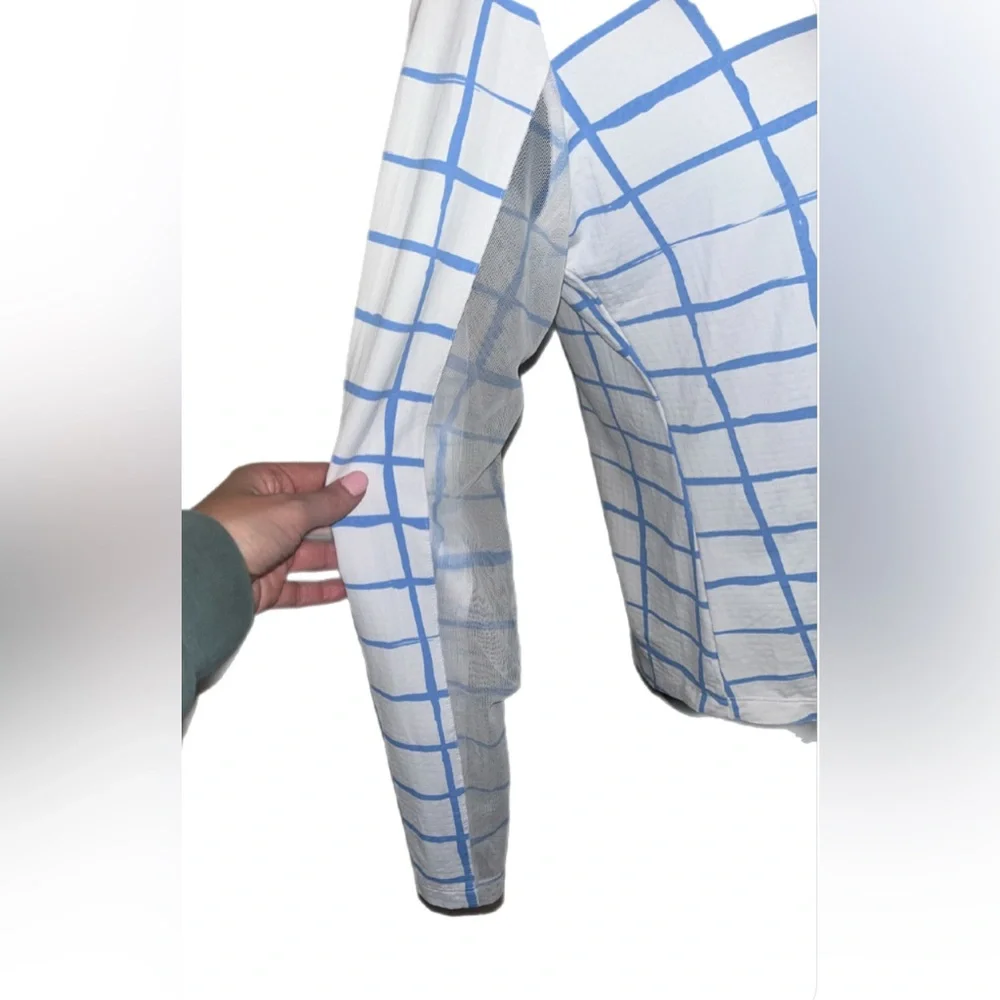 IBKUL Women's Long Sleeve SPF 50 Top in Blue and White Check- medium - Picture 4 of 6